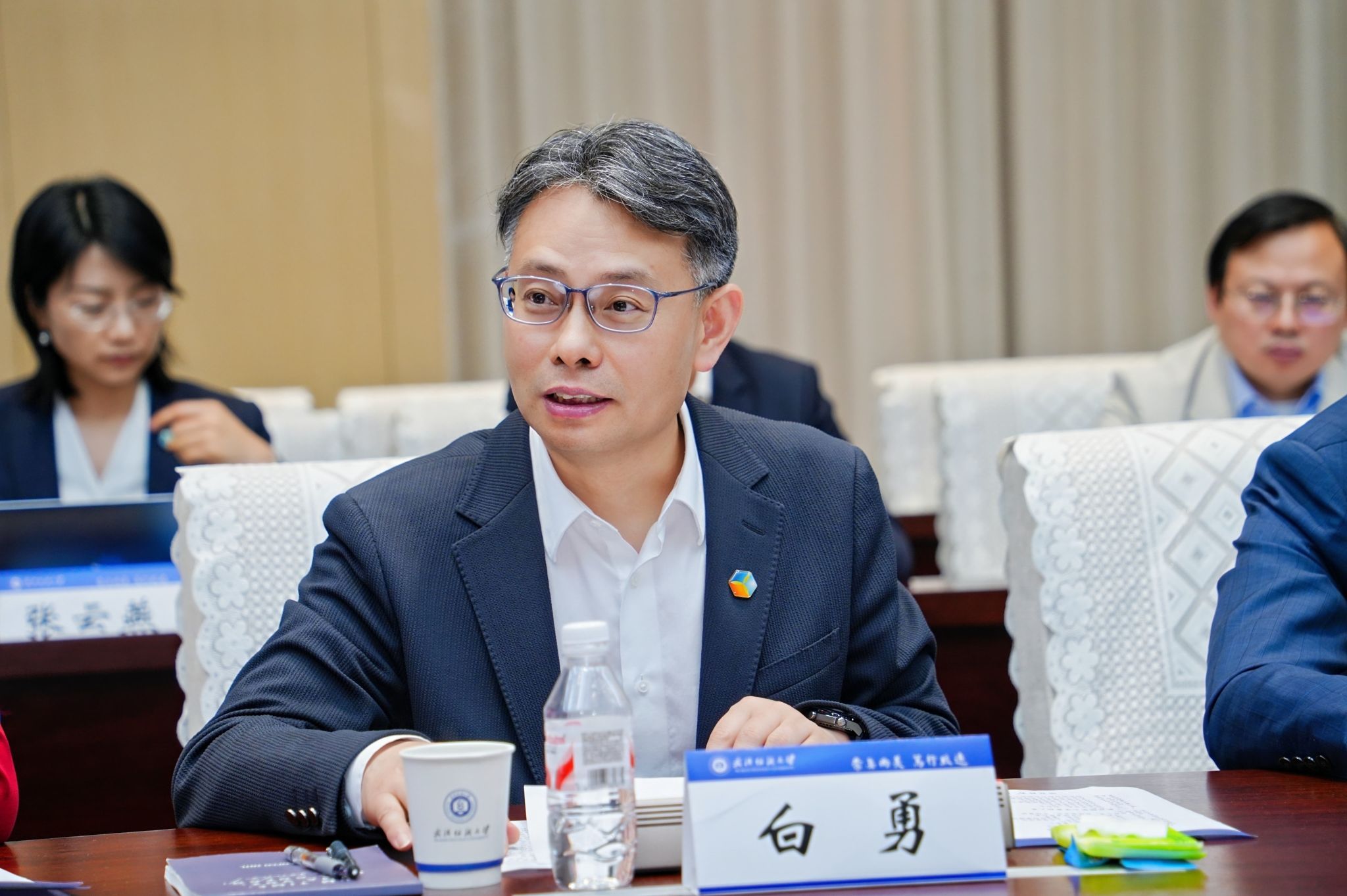 中粮南方双彩官网首页党组成员